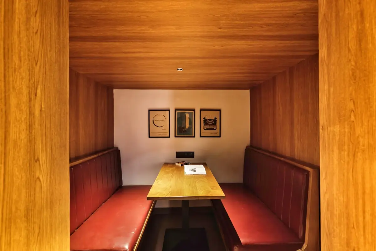 Awake - Books & Caffé photo 4