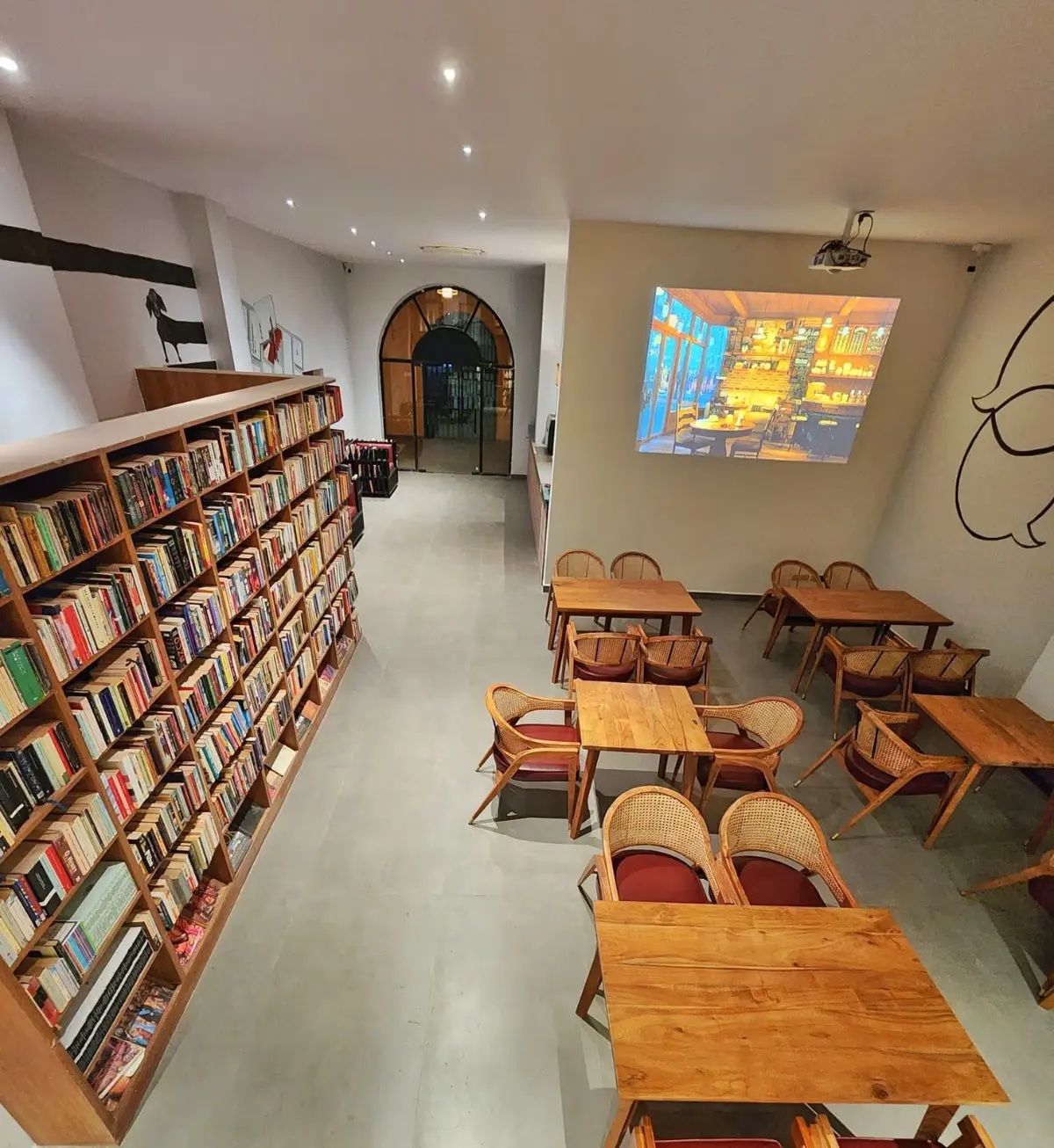 Awake - Books & Caffé photo 5