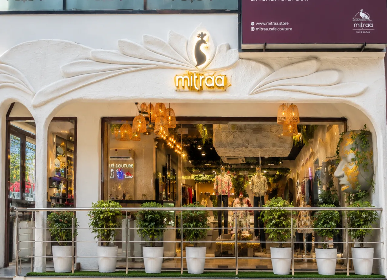 Mitraa Cafe & Couture cover photo